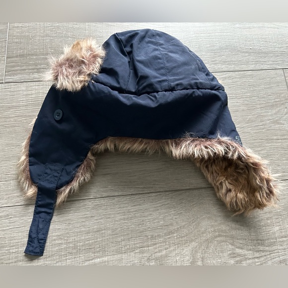 Cozy Trapper Hat. Size: S/M - Picture 3 of 4